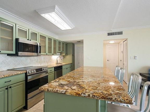 5th image of 88500 Overseas Hwy APT 507