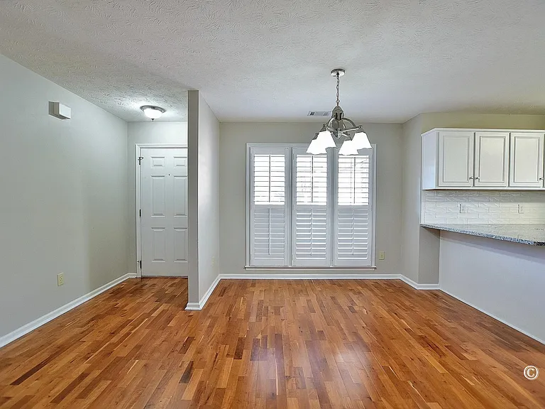 6384 Blanchard Ct — Photo 7