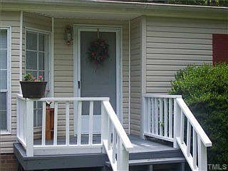2nd image of 121 Greyfield Dr