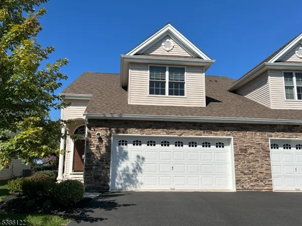 57 Saratoga Ct, Franklin Twp., NJ 08873