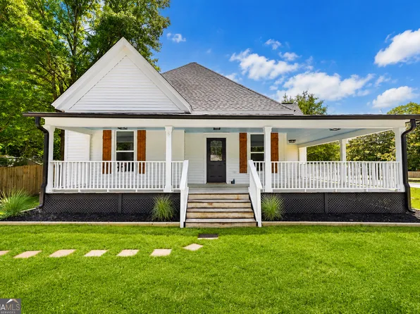 42 Alexander St, Winder, GA 30680