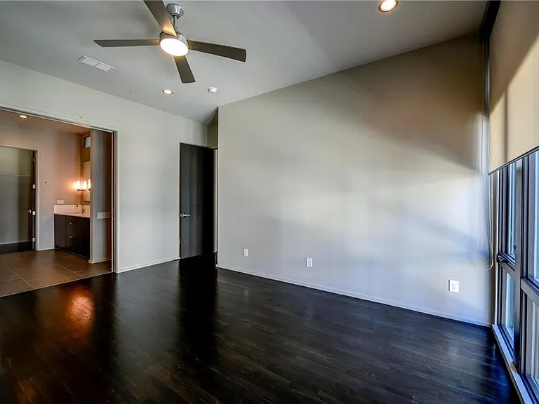 721 Longleaf Dr NE #9 — Photo 13