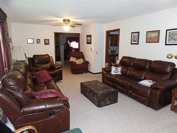 3rd image of 7002 Woodland Meadow Dr