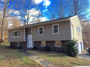 52 Overhill Rd, Stormville, NY 12582