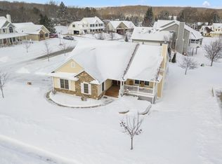 572 Cloverdale Ln, Plymouth, WI