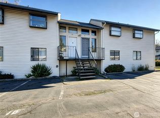 1313 W James Street #11, Kent, WA
