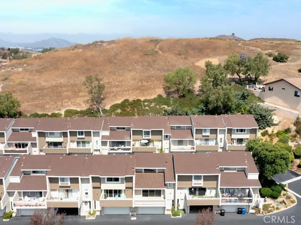 753 Warwick Ave, Thousand Oaks, CA 91360