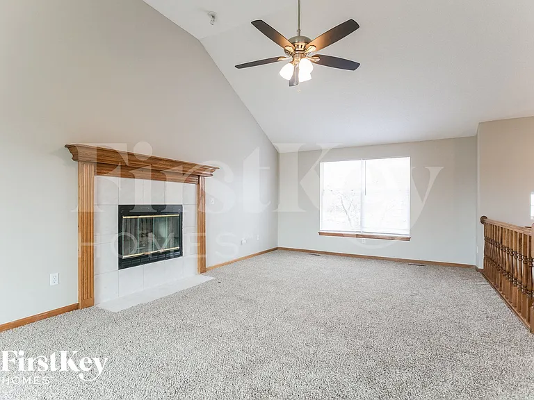306 Copeland Dr — Photo 3