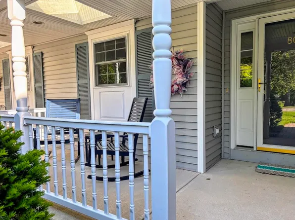 80 Stratford Place #80, Kennebunk, ME 04043