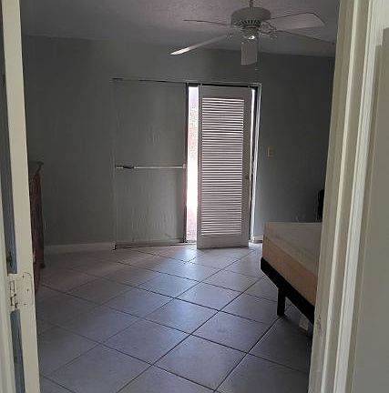 3rd image of 7927 Loomis St