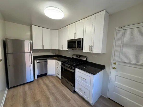 8042-46 Knox Ave in Skokie, IL, 8042-46 N Knox Ave #8046/3F, Skokie, IL 60076