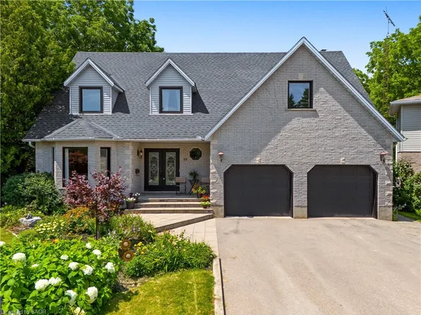19 Kenley Ln, Cambridge, ON N1S 4Z1
