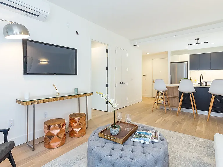 25 Bruckner Blvd #4L — Photo 1