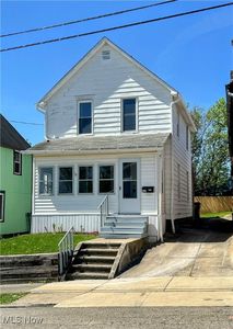 12 24th St SW, Barberton, OH, 44203