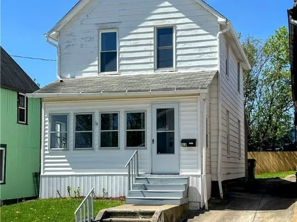 12 24th St SW, Barberton, OH 44203