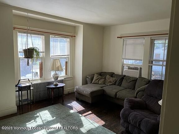 2nd image of 50 Dunham Ave