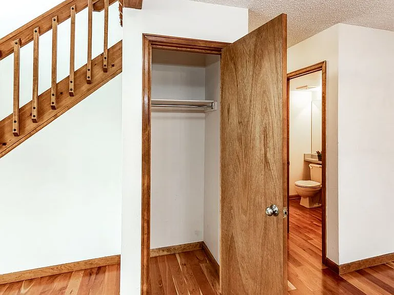 6930 Native Cir — Photo 13