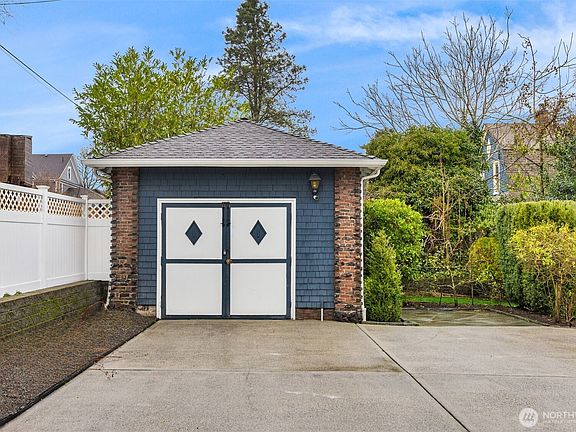 39th image of this home