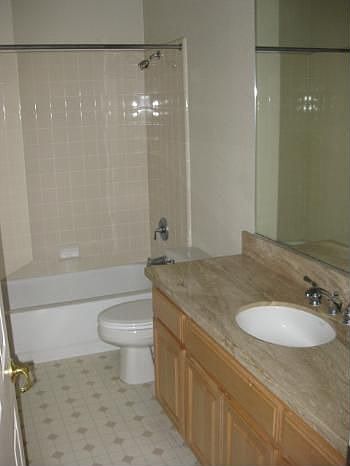 2nd image of 4724 Chestnut Ct