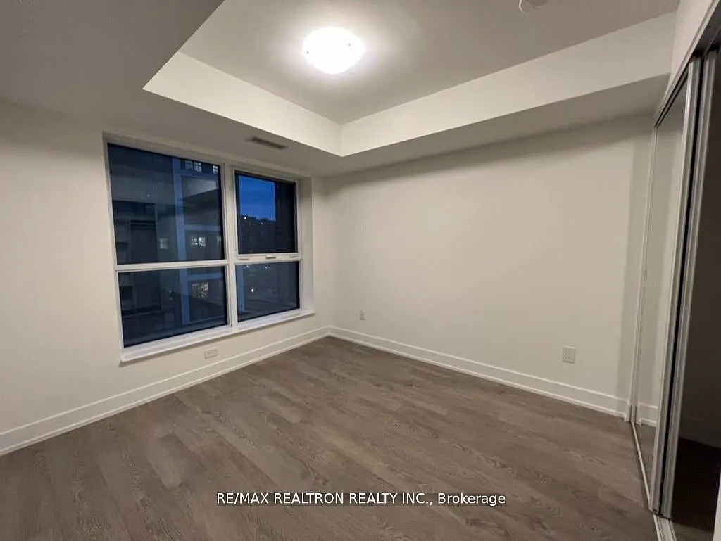 Building Photo - 5 Mabelle Ave #929
