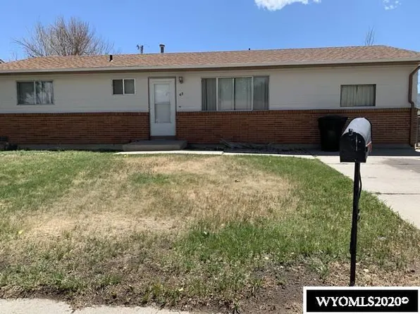 45 Calypso St, Casper, WY 82604