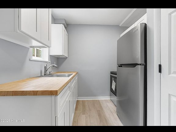 5th image of 2805 Chappell Ave #L
