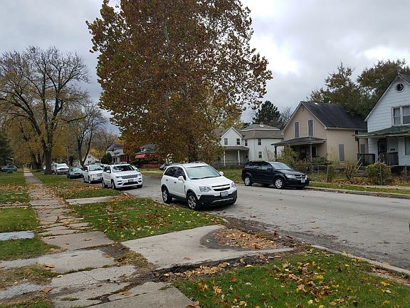 4th image of 15615 Myrtle Ave