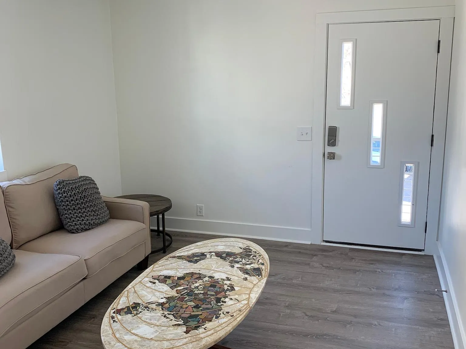 1 bed, 700 sqft, $1,025 — Photo 4