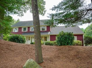 22 Willowgate Rise, Holliston, MA 01746