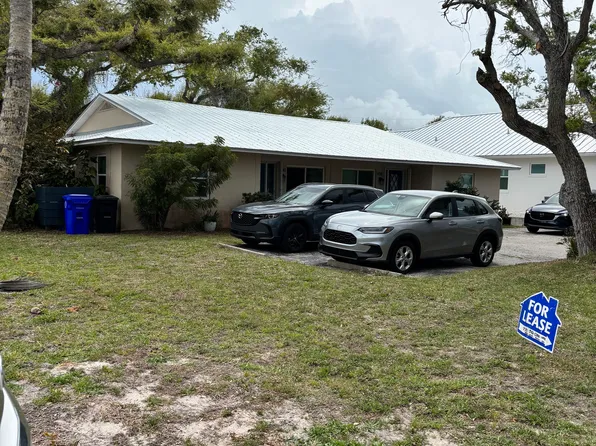 910 Tropic Dr, Vero Beach, FL 32963