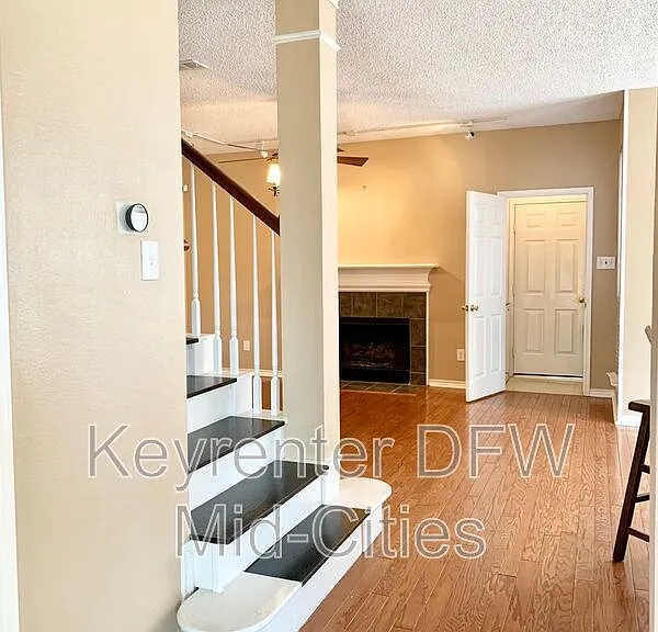 8702 Saddlehorn Dr — Photo 8
