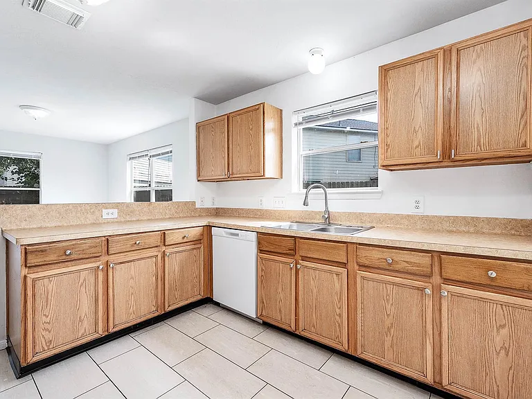 17219 Morning Blossom Pl — Photo 14