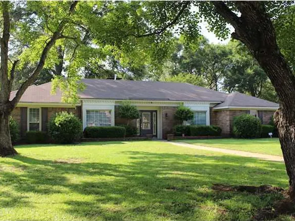 445 Arrowhead Dr, Montgomery, AL 36117