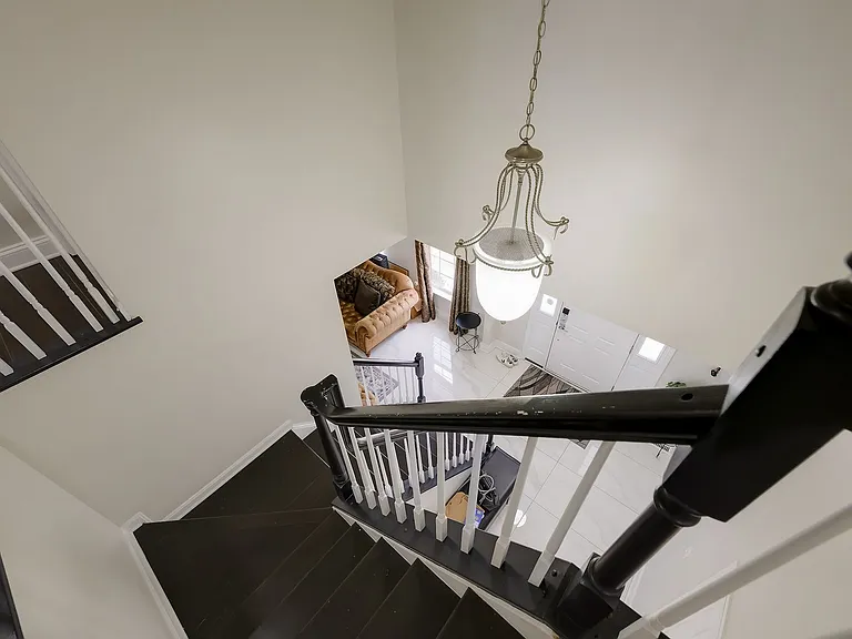 601 Crossover Ct — Photo 42