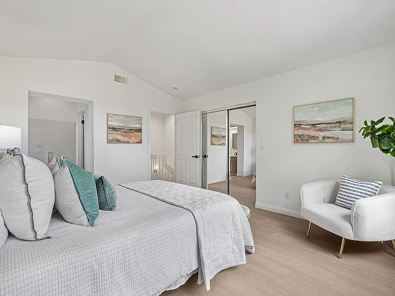 6048 Roma Ter — Photo 23