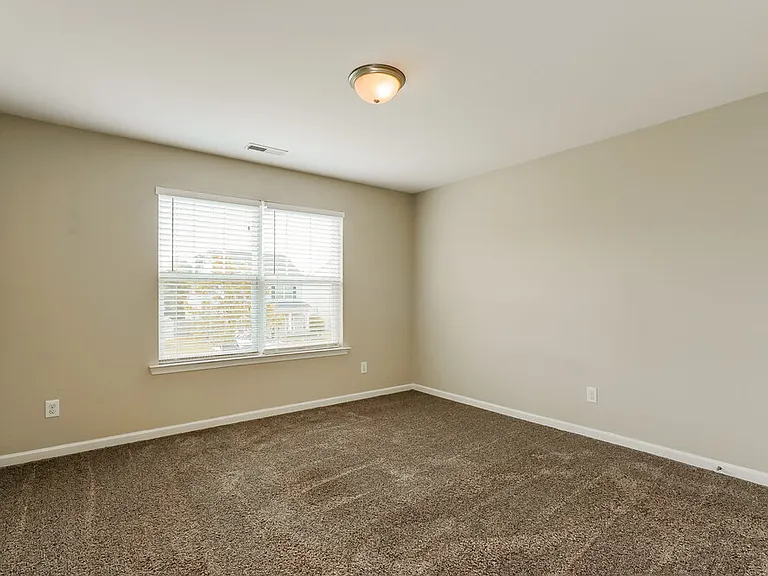 636 Smithridge Way — Photo 13