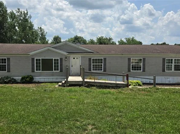 48 Faircreek Dr, Winfield, MO 63389