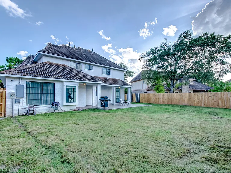 3543 Ashfield Dr — Photo 8