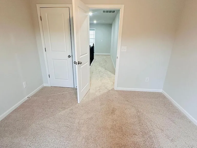 301 Web Market Way — Photo 13
