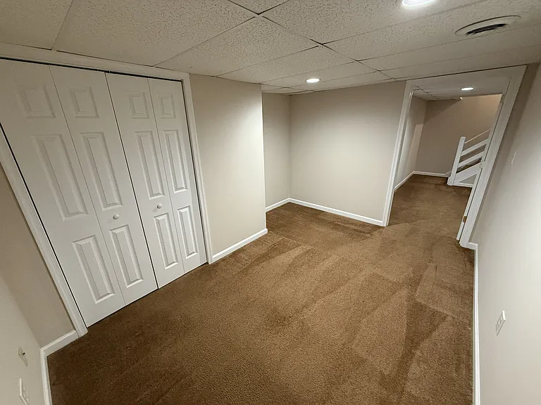 83 Winterberry Ct — Photo 26