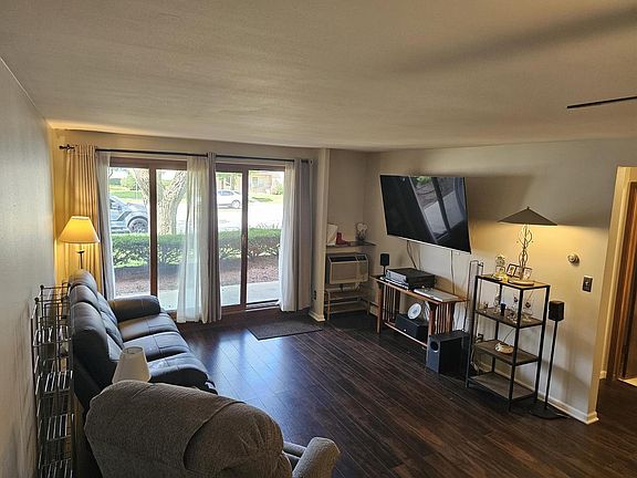 3rd image of 2650 S 60th STREET #11