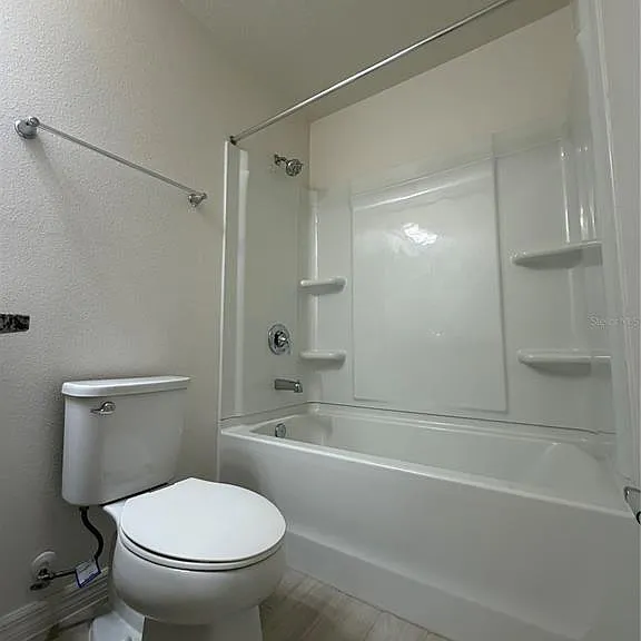 1556 Mirabella Cir — Photo 30