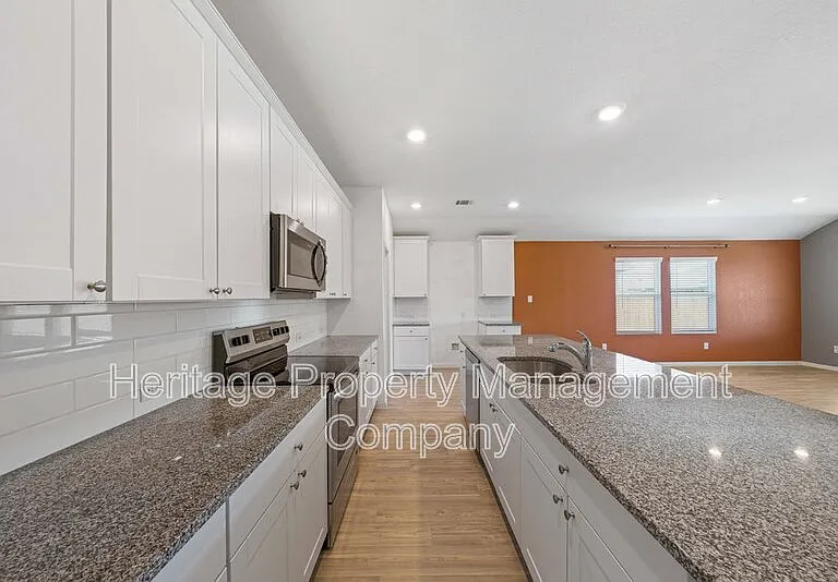 2700 Coral Valley — Photo 6