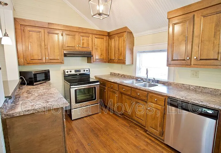 1111 Diamond Tip Blvd — Photo 4