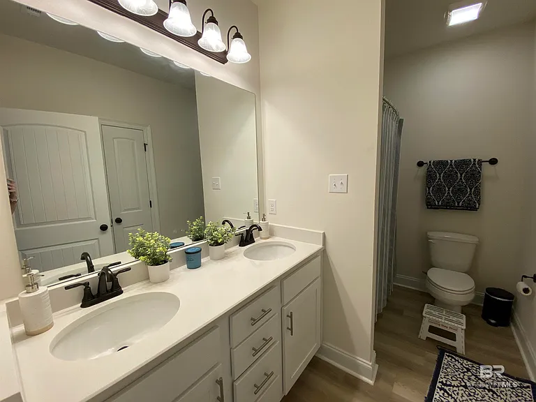 9989 Dunleith Loop — Photo 9
