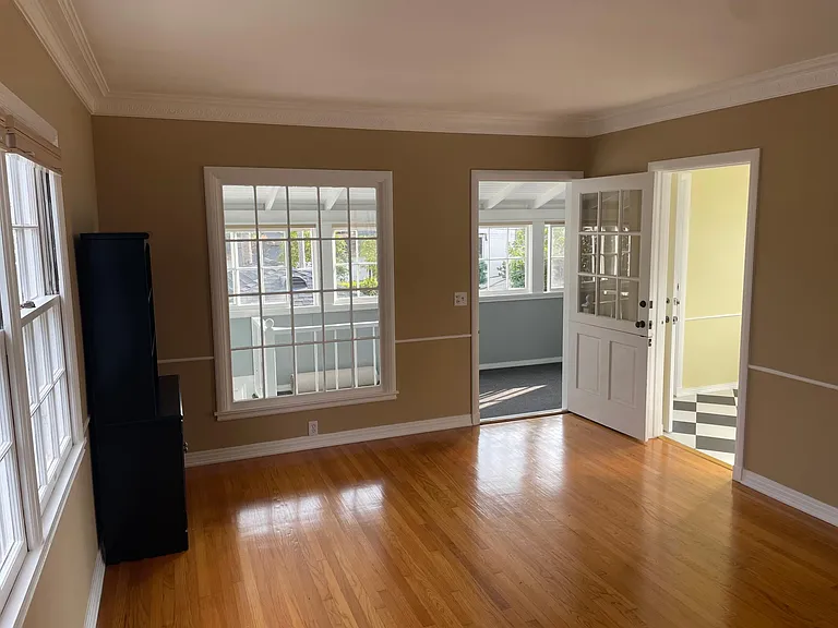 255 Nieto Ave #C — Photo 2