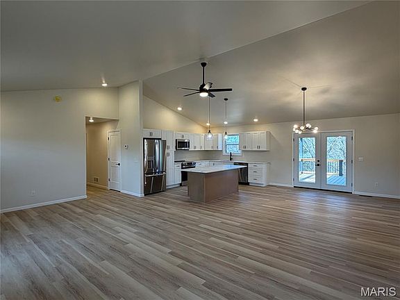 3rd image of 5722 Brady Rd