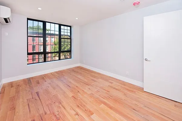 Rented by Next Door Realty NYC | media 5