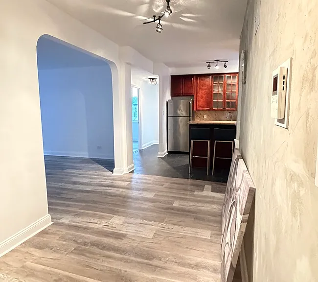 6389 Saunders St #2H — Photo 5