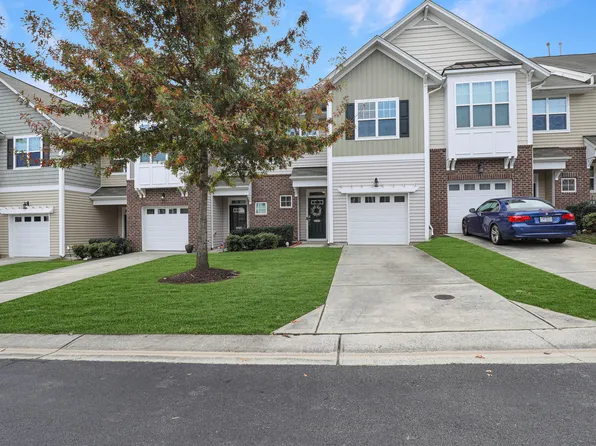 7225 Ladbrooke St, Raleigh, NC 27617